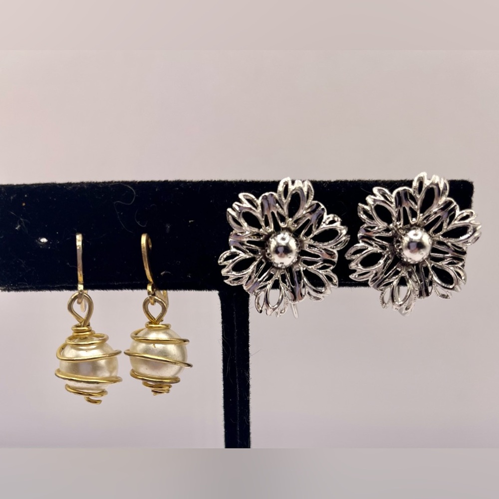 3 for $30 Beautiful 2 Pairs of Vintage Screw Back Earrings